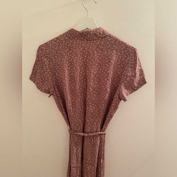 ARITZIA DRESSE - Picture 3 of 4